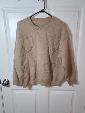 Cozy Heart-Pattern Crewneck Sweater - Beige